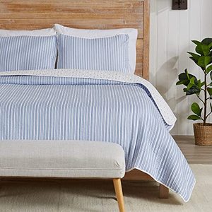 lot 16840 image: Great Bay Home 2-Piece Twin Reversible Lightweight Quilt Comforter with 1 Sham  All-Season, Modern, Striped Bedspreads  Blue Striped Coverlet Sets  Marcie Quilts Collection
