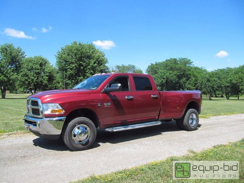 lot 999 image: 2012 Ram 3500 4x4 Dually Truck, VIN # 3C63DRGL8CG190031 UNDER WARRANTY