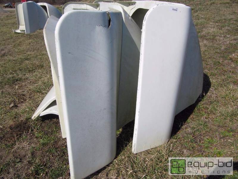 lot 2039 image: 3 FLD 120 Columbia Air Sheilds ...