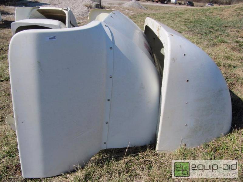 lot 2041 image: 2 FLD 120 Air Shields  �...