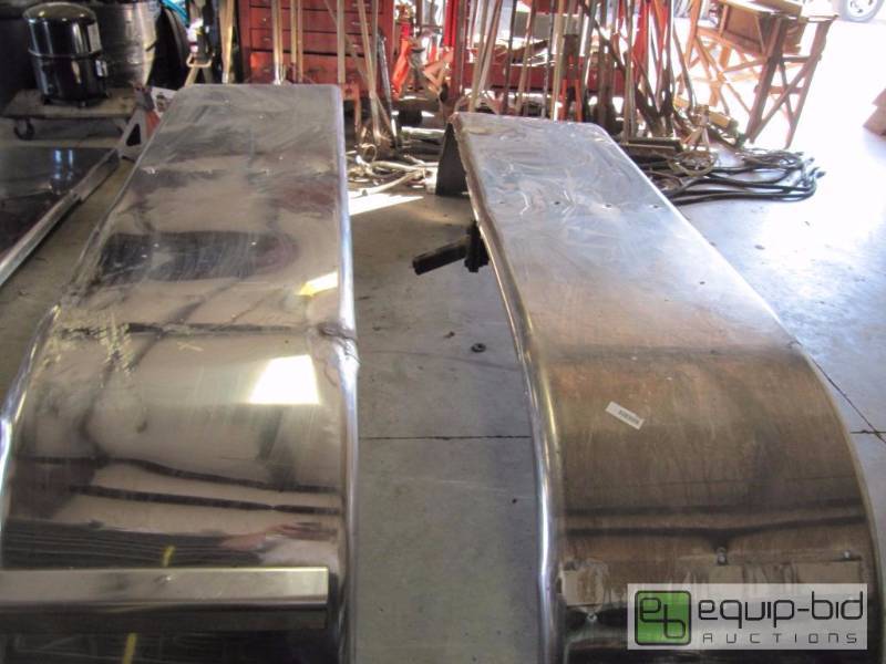 lot 2045 image: Full 105 Inch Fender Skirts Has som...