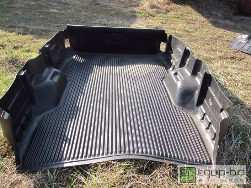 lot 2049 image: Full size Ford F series Bed Liner &...