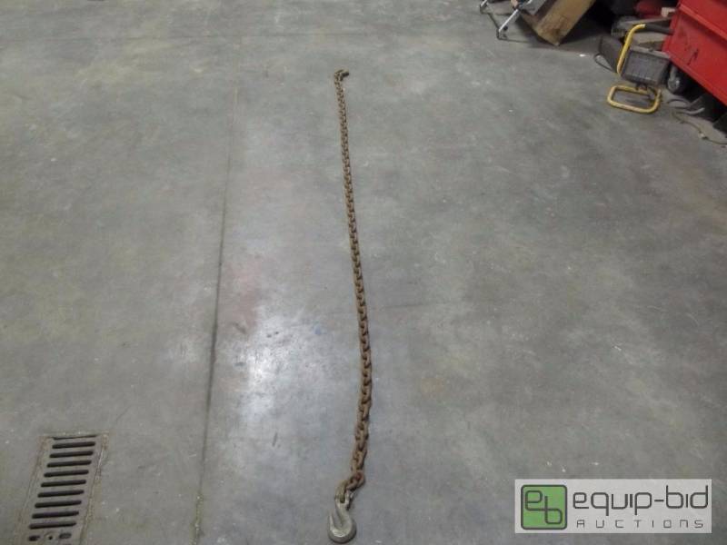 lot 2068 image: 7 Foot Double Hook Chain...