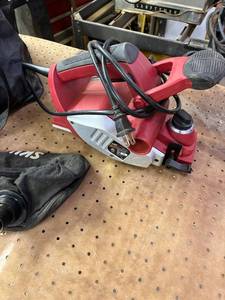 lot 1011 image: Skil hand planer with carrying case