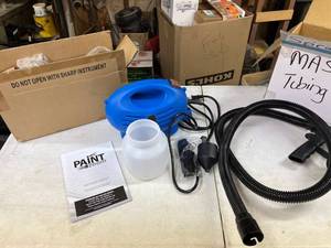 lot 1020 image: Paint zoom power, paint sprayer with attachments and extra containers