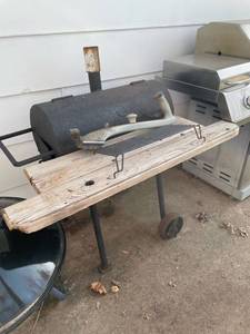 lot 2030 image: Smoker