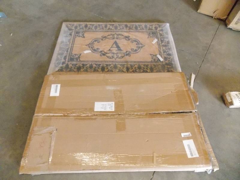lot 460 image: NEWLot of 2 Letter A Entry Mats