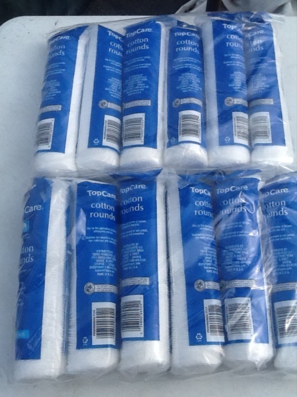 lot 7590 image: 12 rolls of cotton pads great for make up removal or use for many uses