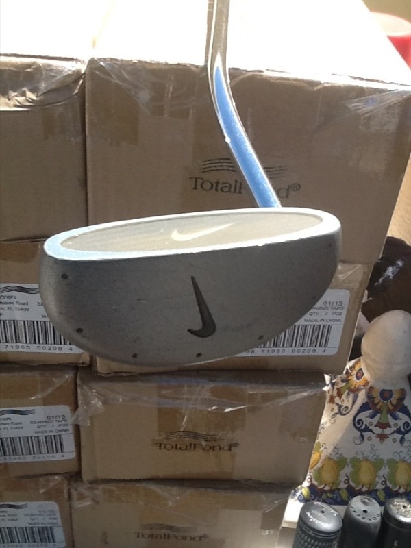 lot 7697 image: Golf putter