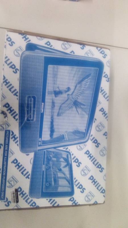 lot 5211 image: Phillps 9 Portable DVD Player