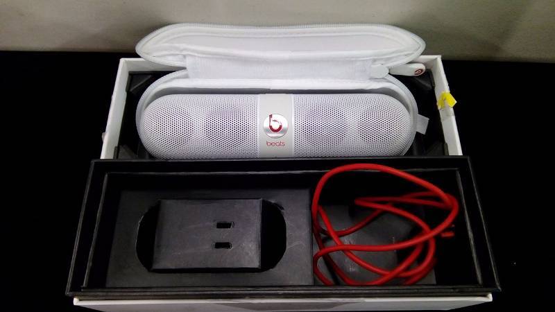 lot 5272 image: Dr Dre Beats Speaker