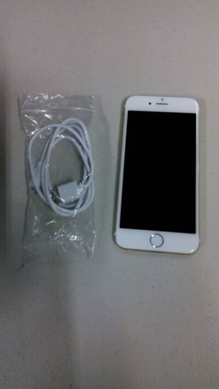 lot 5302 image: Unlocked Apple IPhone 6