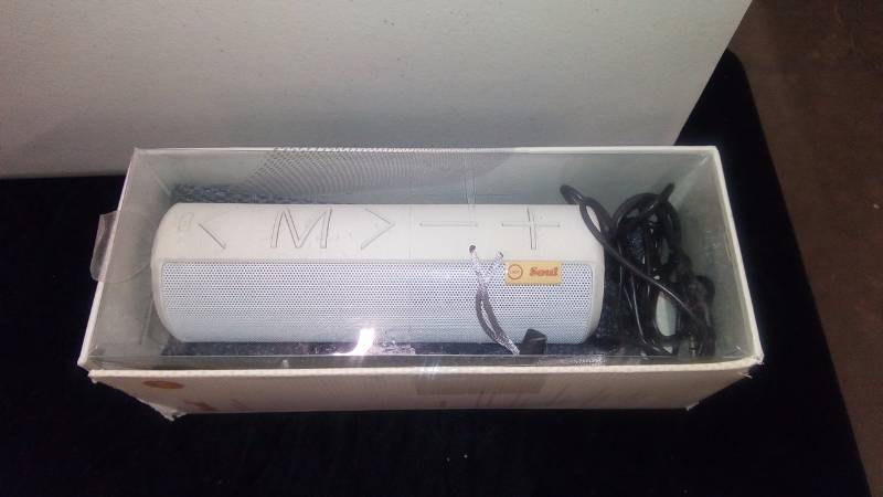 lot 5341 image: Soul 360 Premium 360 Bluetooth speaker