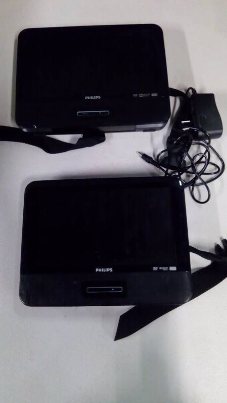 lot 5364 image: (2) Philips portable DVD players