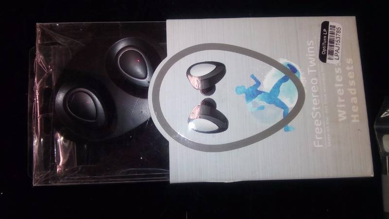 lot 5472 image: FreeStereo Twins state of the art true wireless headset