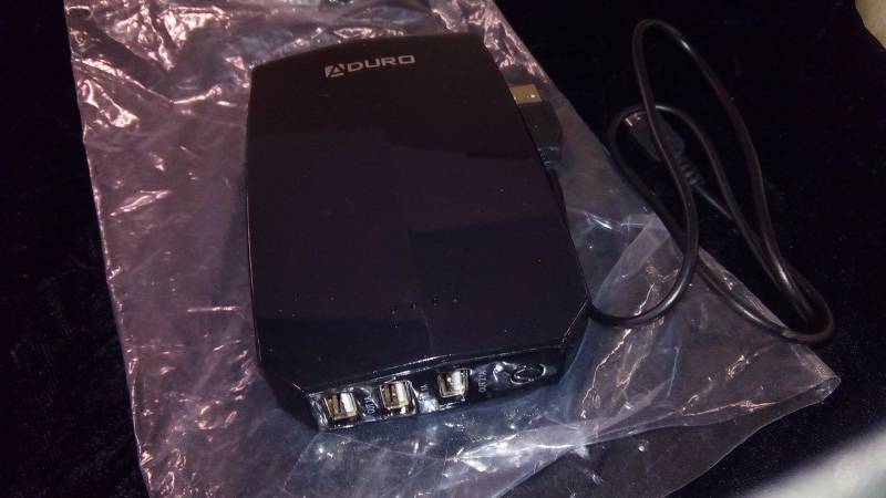 lot 5531 image: ADURO portable charger