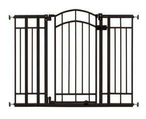 lot 19422 image: Summer Infant 48-in x 36-in Hardware Mounted Black Metal Safety Gate