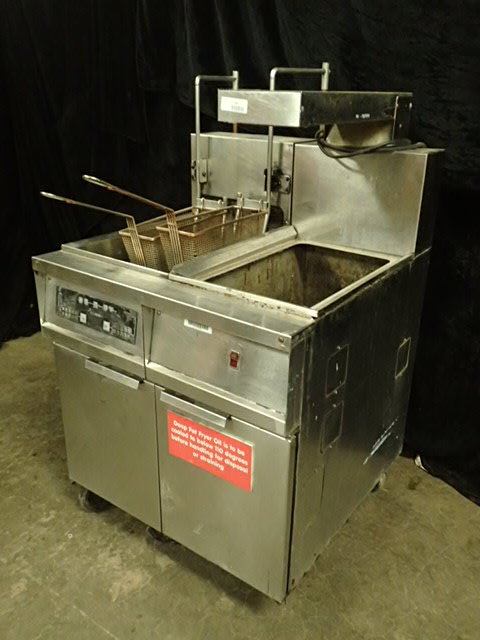 lot 598 image: Frymaster Electric 40lb Fryer w Auto Lift and Dump Station