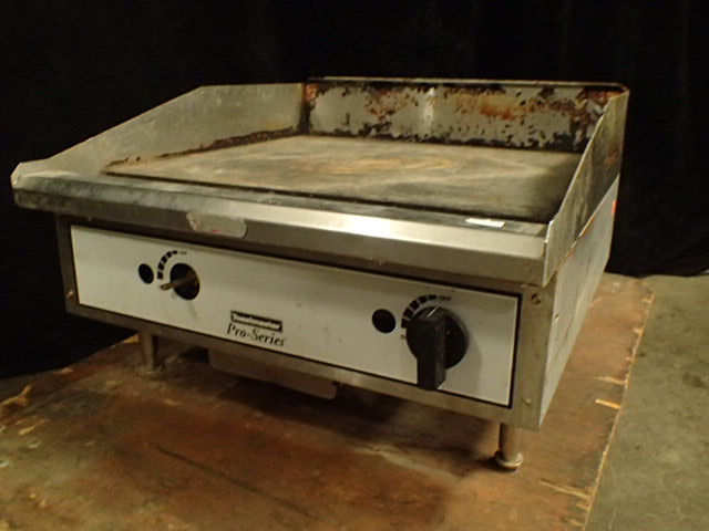 lot 604 image: Toastmaster Flat Top Griddle