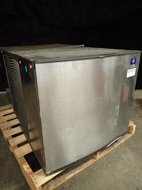lot 591 image: Manitowoc Ice Maker