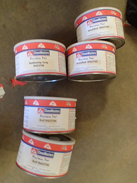 lot 735 image: Chemmasters Polyseal Tint