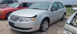 lot 1006 image: 2004 Saturn Ion, Silver