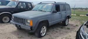 lot 1010 image: 1994 Jeep Cherokee, Gray
