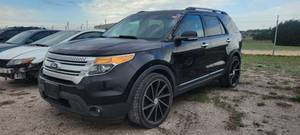 lot 1022 image: 2013 Ford Explorer XLT, Black