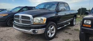 lot 1023 image: 2006 Dodge Ram 1500, Black
