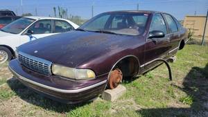 lot 1032 image: 1996 Chevrolet Caprice, Brown