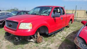 lot 1033 image: 2006 Ford F-150 Truck, Red