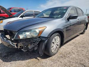 lot 1052 image: 2010 Honda Accord, Grey