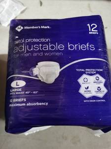 lot 5514 image: Members Mark Adjustable Briefs for Men and Women Size L
