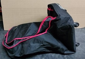 lot 3501 image: Car Seat Travel Bag