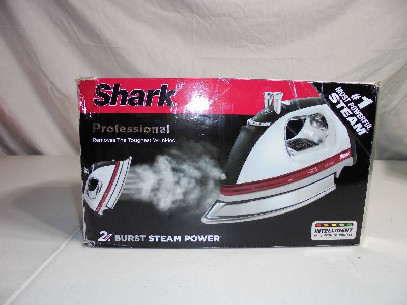 lot 4262 image: Shark Pro Iron