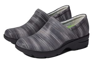 lot 2446 image: Nurse Mates Indya Retails $109 Size 6