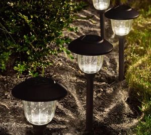 lot 2513 image: Energizer 12-Piece Solar Pathway Light Set Retails---$110