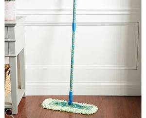 lot 2554 image: 4-Piece EASYGLIDE Wet or Dry Mop System by Campanelli