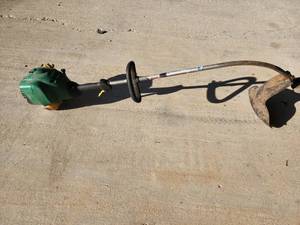 lot 4119 image: Feather Lite FL20 Weed Eater