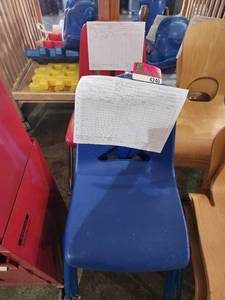 lot 4240 image: Lot of 4 Blue and Red Kinder Chairs