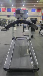 lot 11842 image: Life Fitness 95T Treadmill