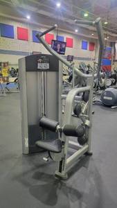 lot 11853 image: Life Fitness F2PD Pulldown Exercise Machine