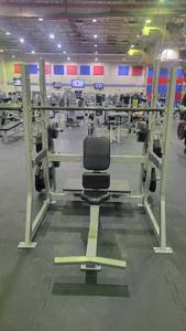 lot 11860 image: Hammer Strength A04 Exercise Machine
