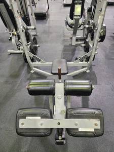 lot 11871 image: Hammer Strength Model A00 Excercise Equipment&nbsp