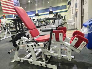 lot 11788 image: Hammer Strength Abductor Model C00