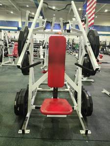 lot 11814 image: Hammer Strength ISO-Lateral ChestBack Model ILCB C00 1901