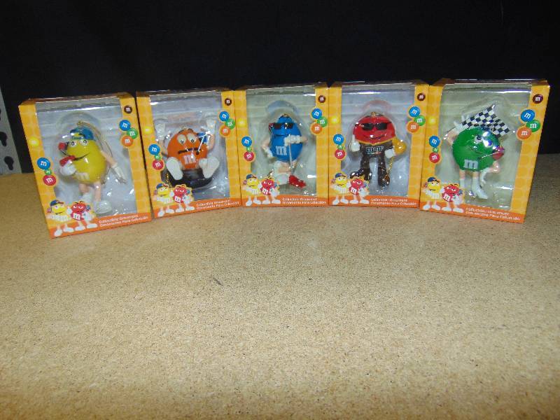 lot 4002 image: (5) ct. lot M&Ms racing Nascar Ornaments 2008