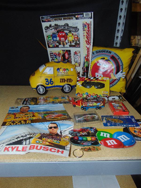 lot 4027 image: (16) ct. lot M&Ms Racing Nascar Collectibles, Multiple drivers