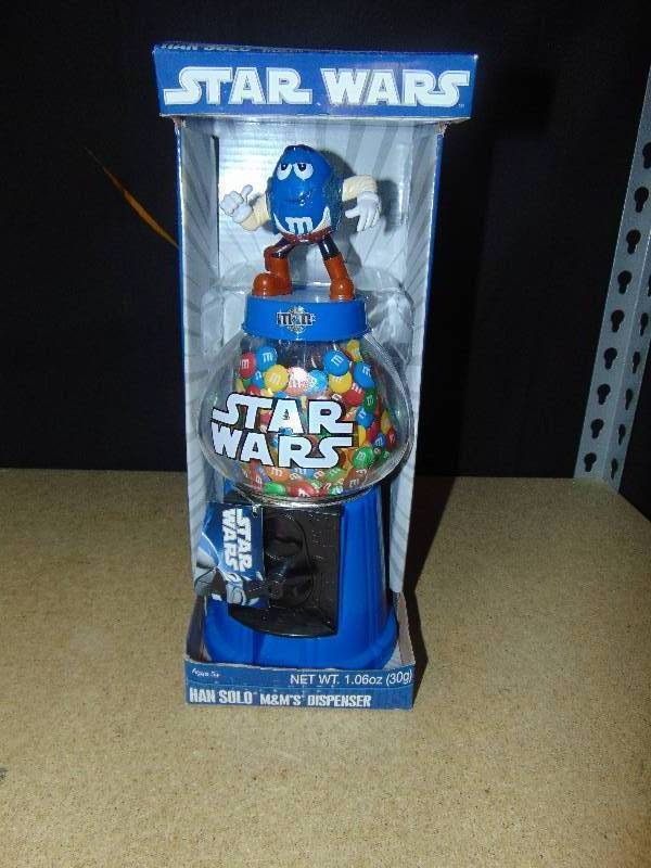 lot 4060 image: Star Wars Han Solo M&Ms Dispenser, 11 tall