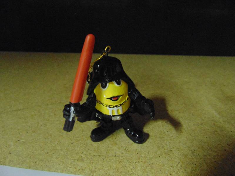 lot 4065 image: Darth Vader M-pire Ornament, 3 tall